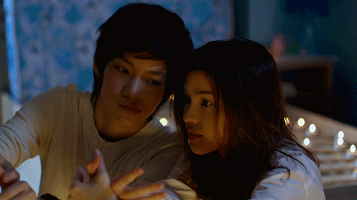 请吻住丨这两个小女生的吻戏把我看感动了